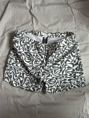 Orlebar Brown Men’s Bulldog Gray & White Printed Shorts